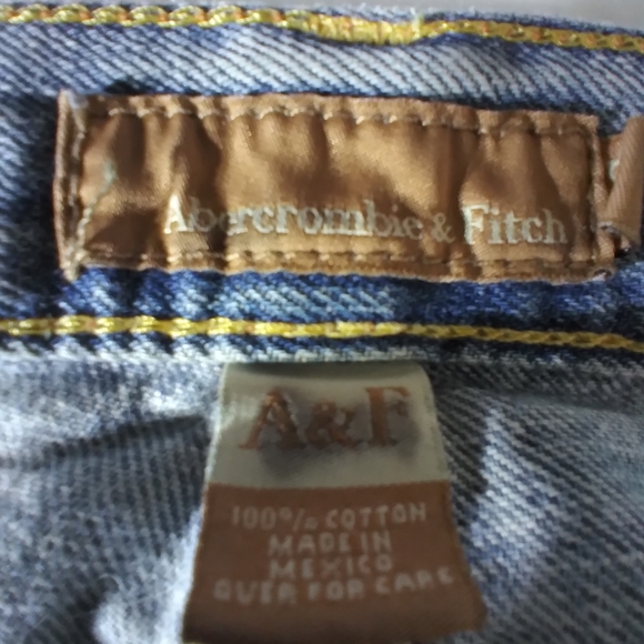 Abercrombie & Fitch distressed jean - Picture 9 of 15